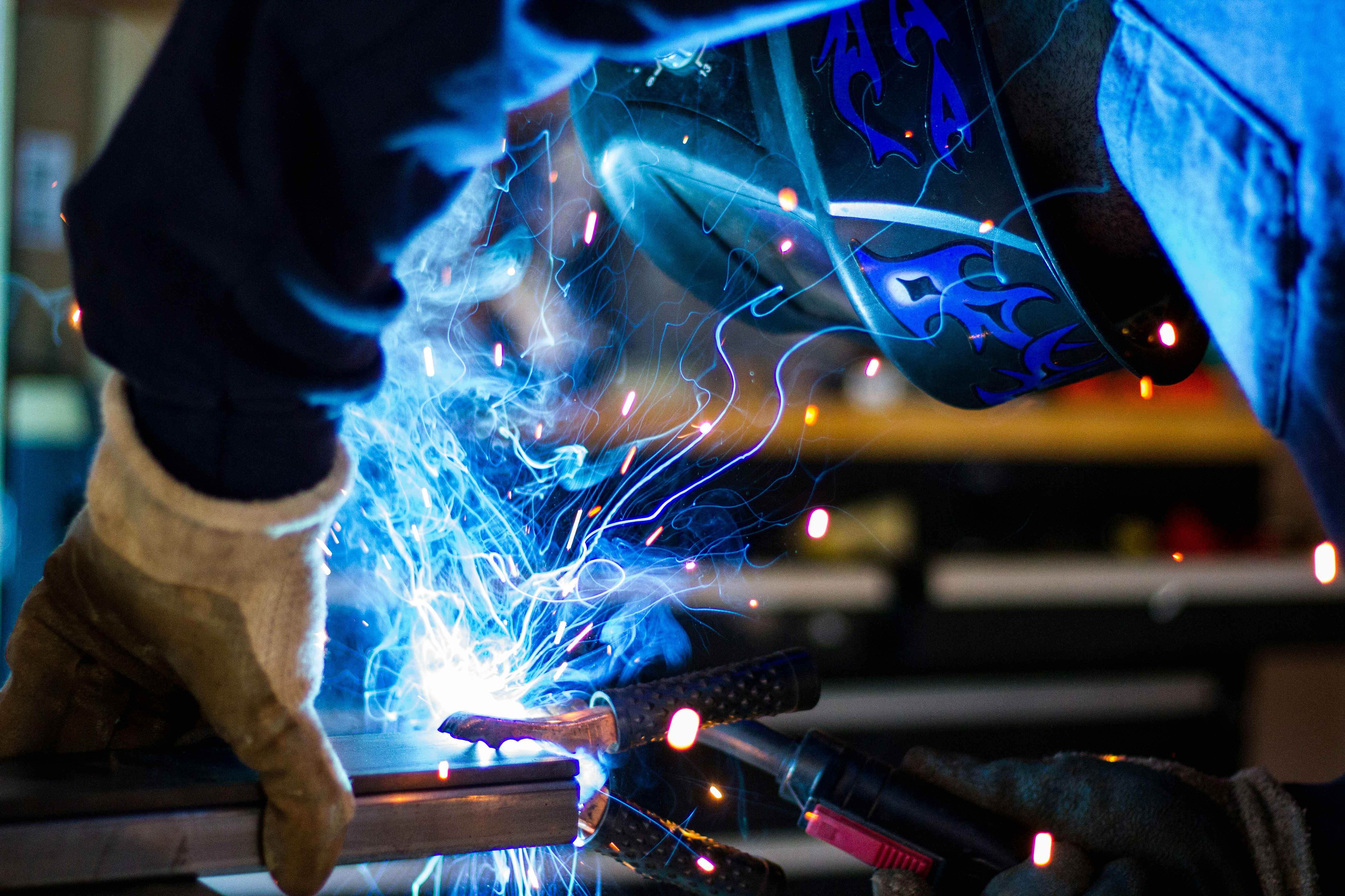 A Must for Global Manufacturers: Why Video Localization Has Become the Industry Standard