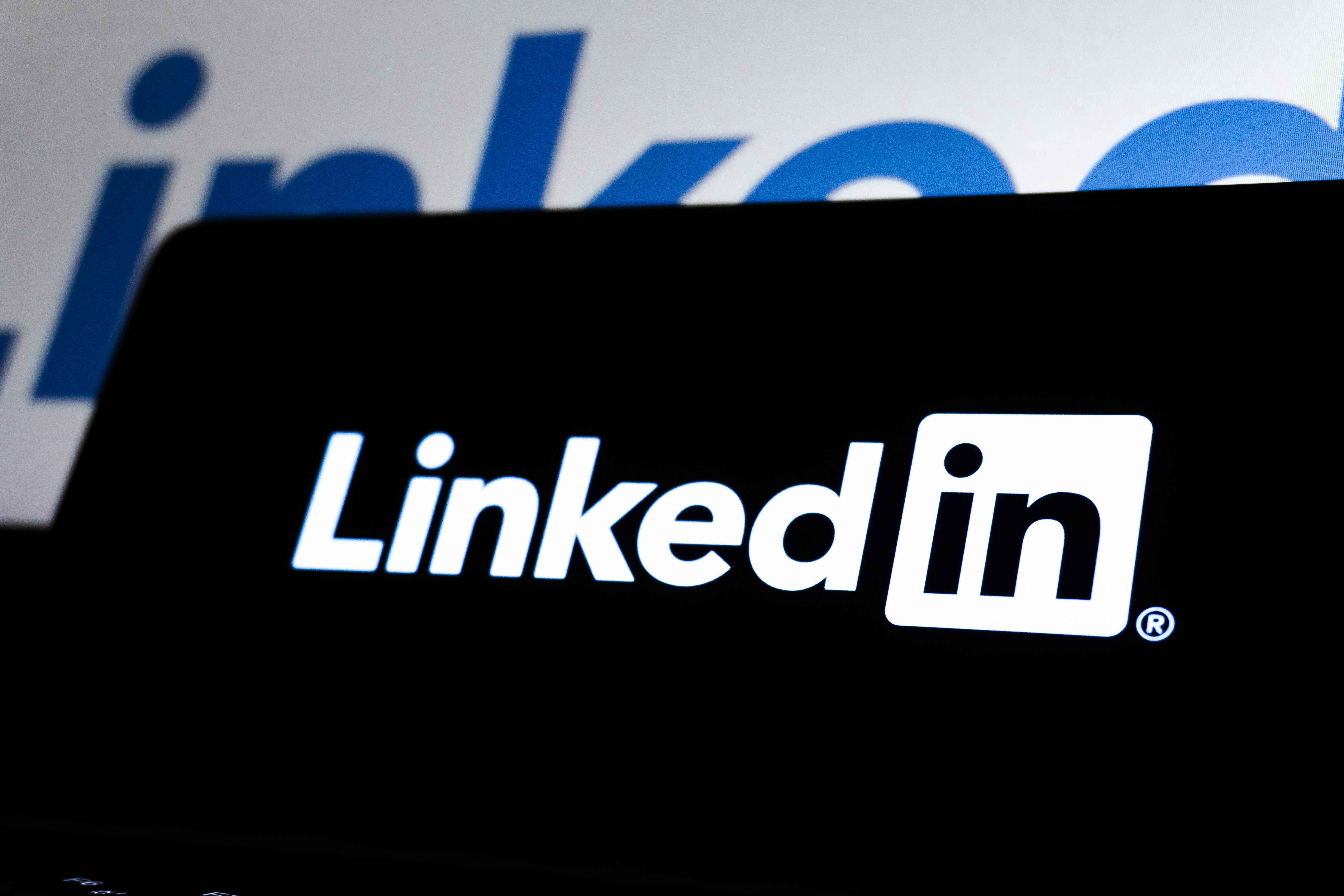 2025 LinkedIn Ads Playbook: How Chinese Enterprises Can Effectively Reach Global B2B Decision-Makers